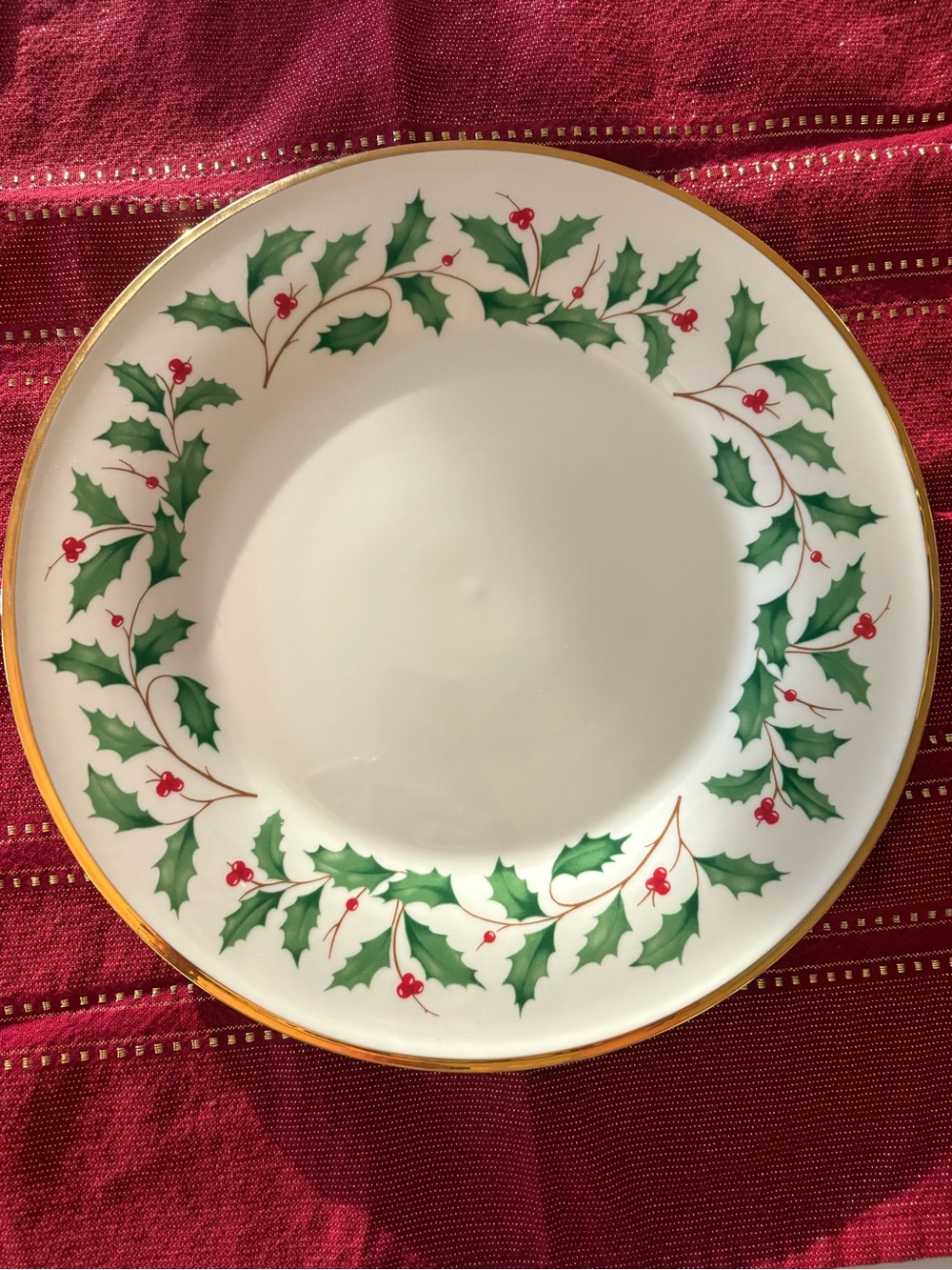 Lenox Holly Wreath Dinner Plate - Green, Red & Gold